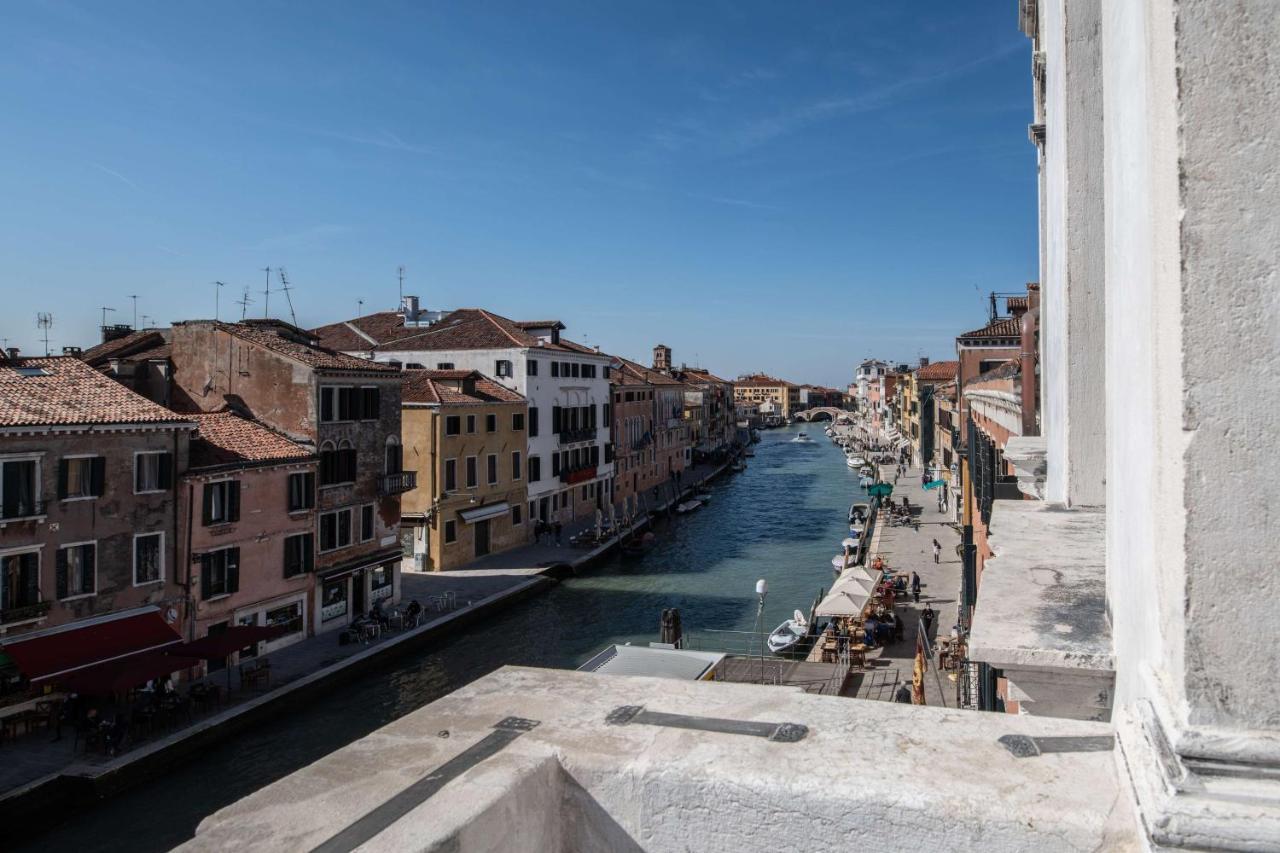 Radisson Collection Hotel, Palazzo Nani Venice Ngoại thất bức ảnh The Canal Vena