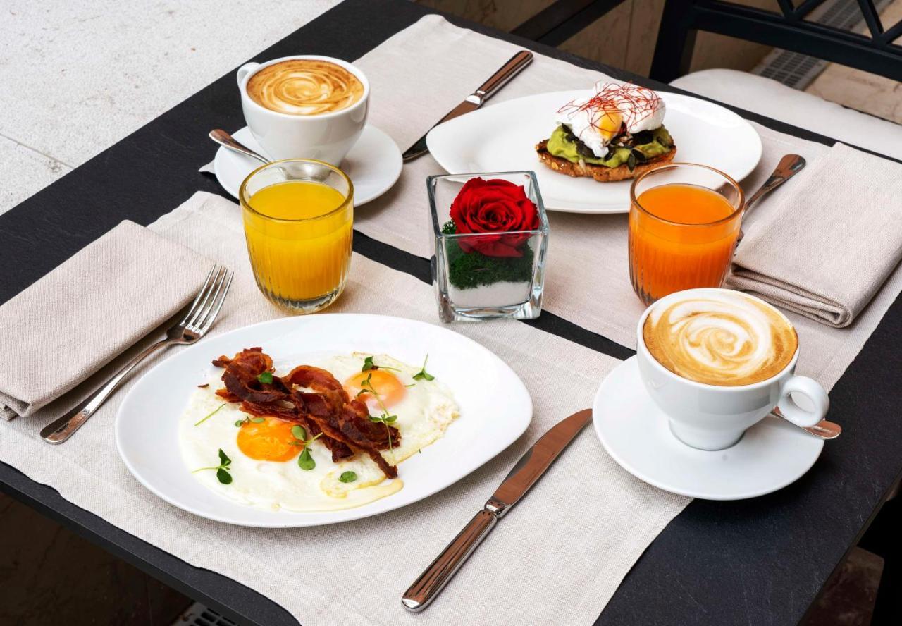 Radisson Collection Hotel, Palazzo Nani Venice Ngoại thất bức ảnh A breakfast at the hotel
