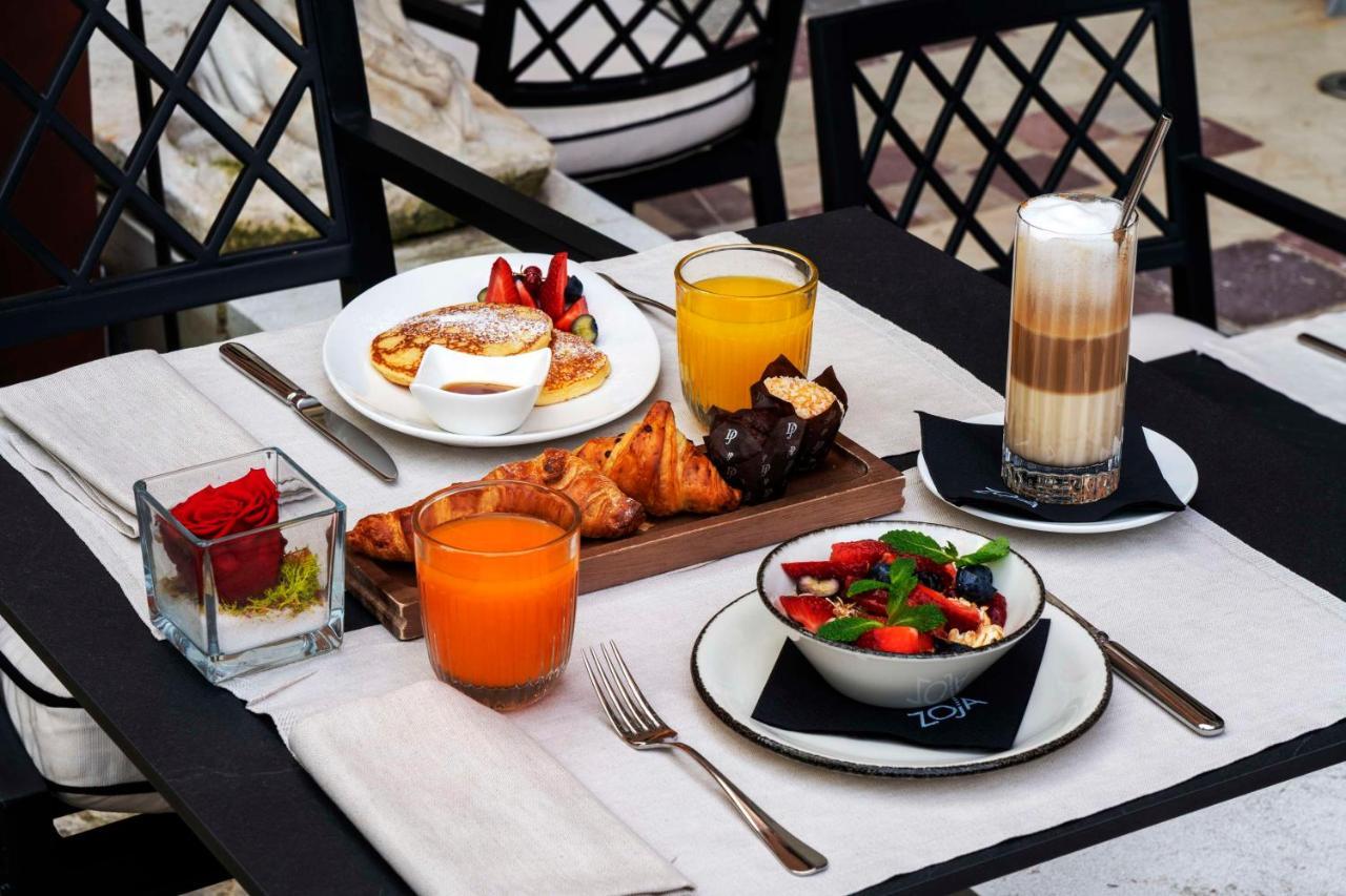 Radisson Collection Hotel, Palazzo Nani Venice Ngoại thất bức ảnh Breakfast at the hotel