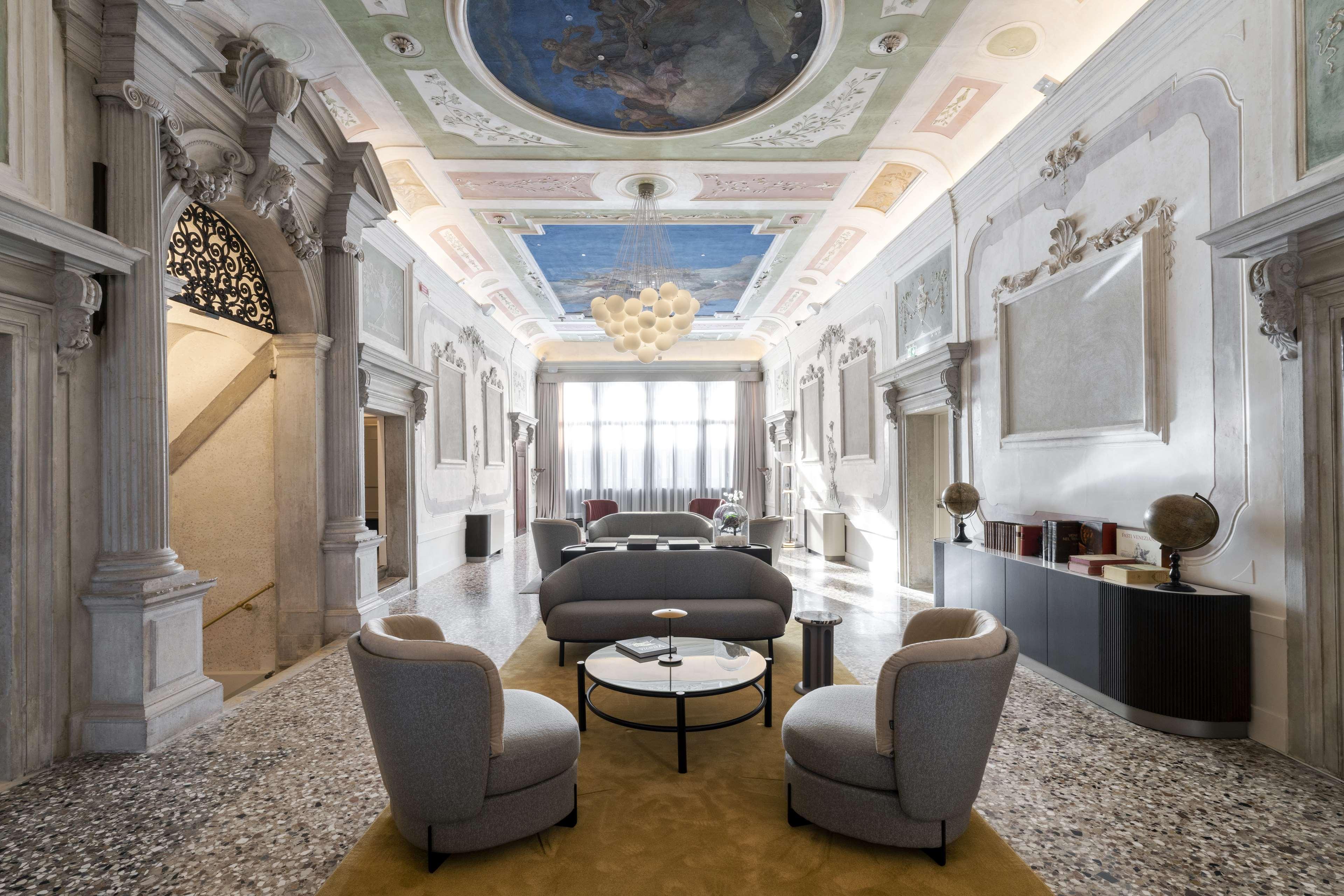 Radisson Collection Hotel, Palazzo Nani Venice Ngoại thất bức ảnh The Library