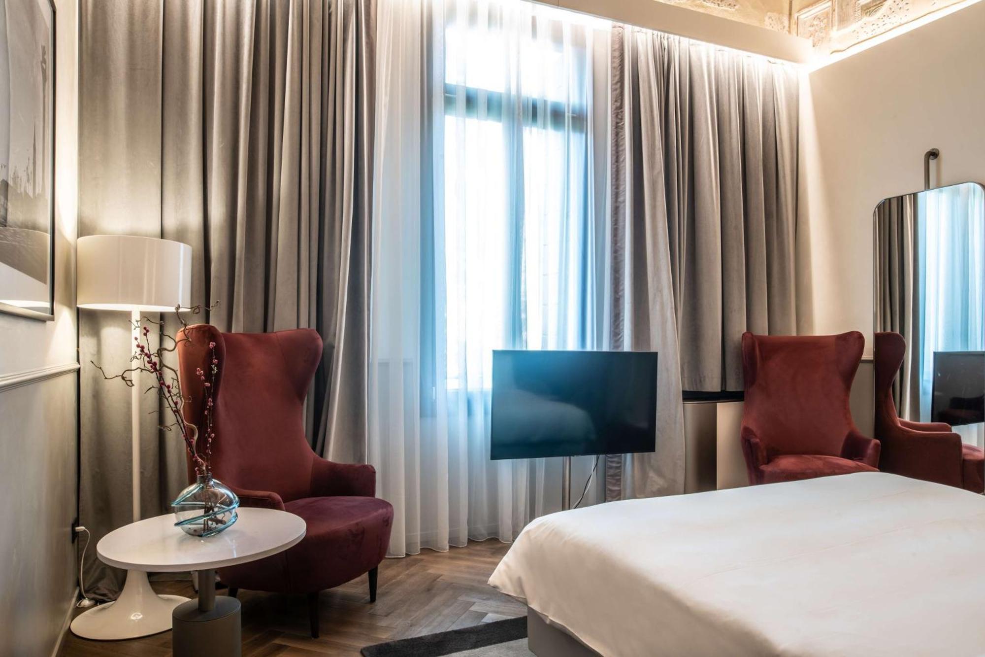 Radisson Collection Hotel, Palazzo Nani Venice Ngoại thất bức ảnh A room at the hotel